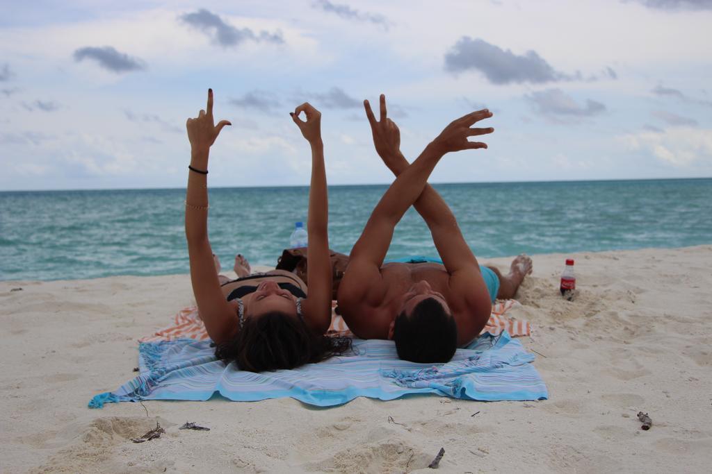 Water Breeze Hotel Maafushi Buitenkant foto