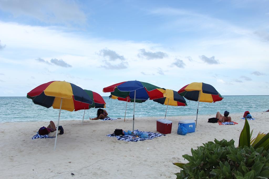 Water Breeze Hotel Maafushi Buitenkant foto