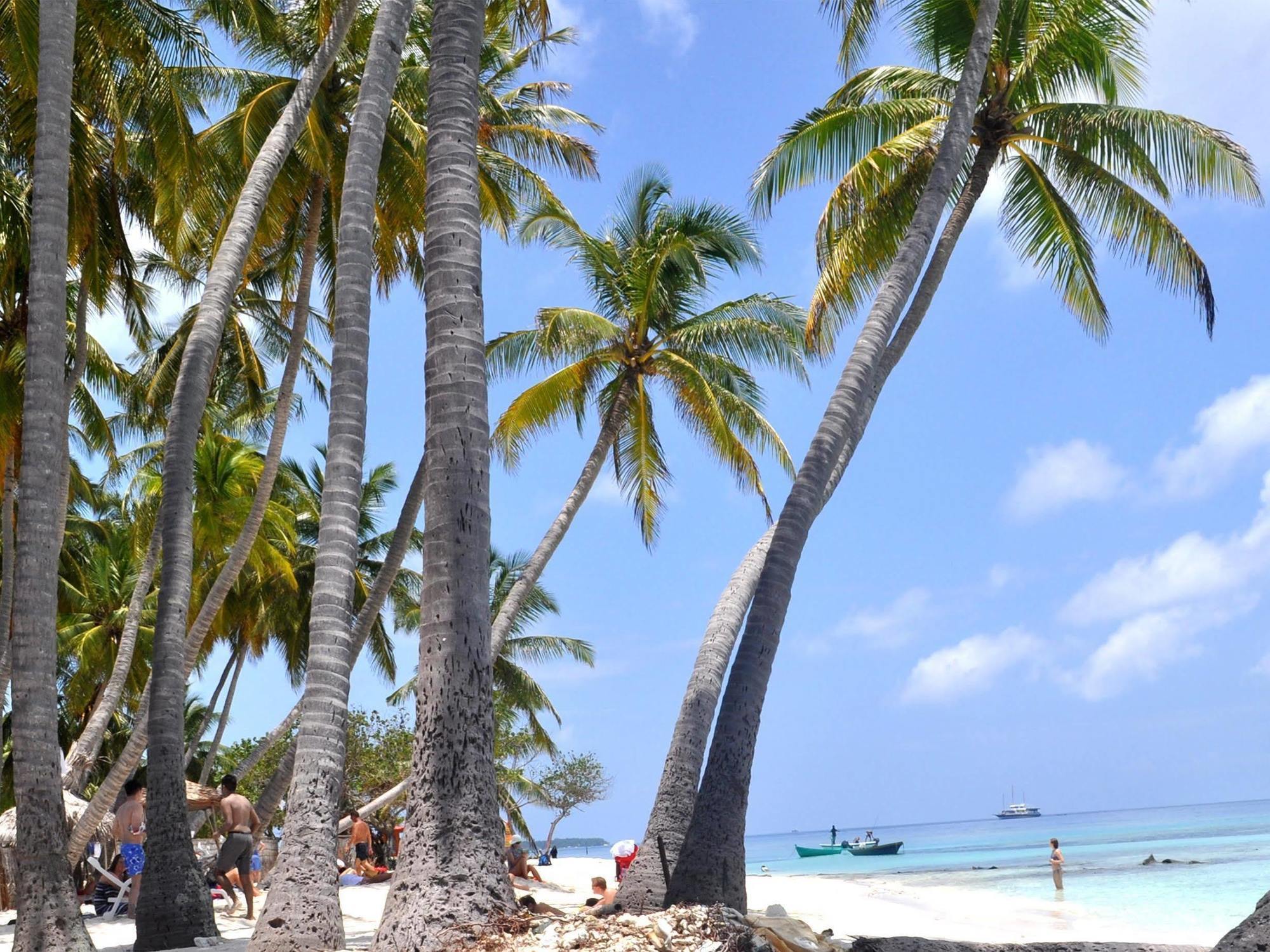 Water Breeze Hotel Maafushi Buitenkant foto